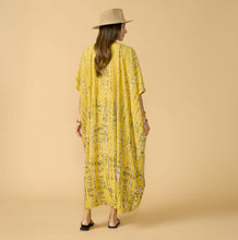 Load image into Gallery viewer, YELLOW TIE DYE KIMONO