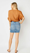 Load image into Gallery viewer, JUDY BLUE TUMMY CONTROL DENIM SKIRT