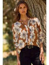 Load image into Gallery viewer, Floral Printed 3/4 Sleeve Blouse