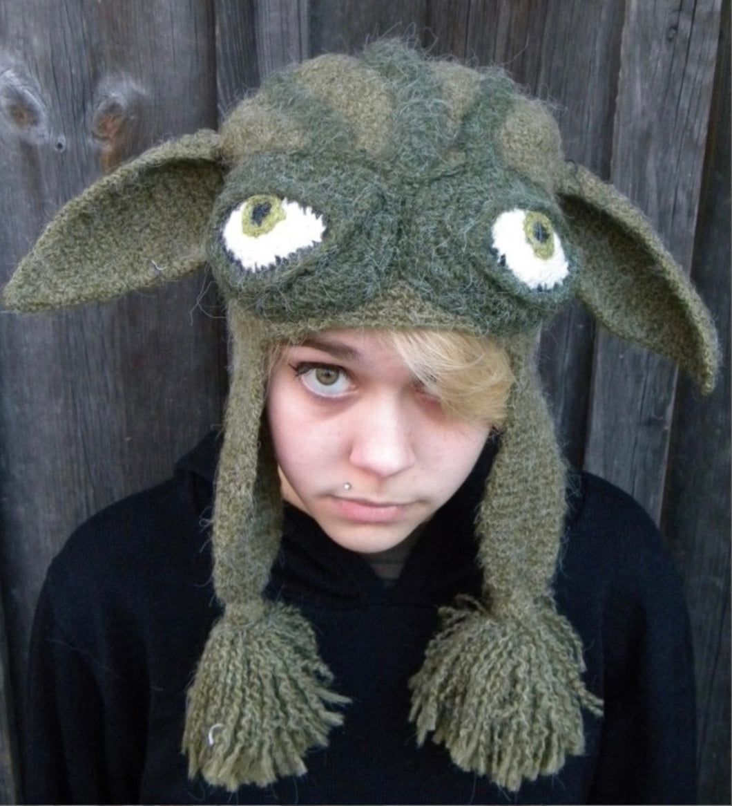 YODA KNIT HAT