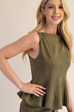 Load image into Gallery viewer, Sleeveless Fitted Top
