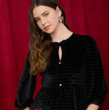 Load image into Gallery viewer, Velvet Bow Blouse
