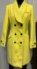 Load image into Gallery viewer, MIDI LENGTH COAT
